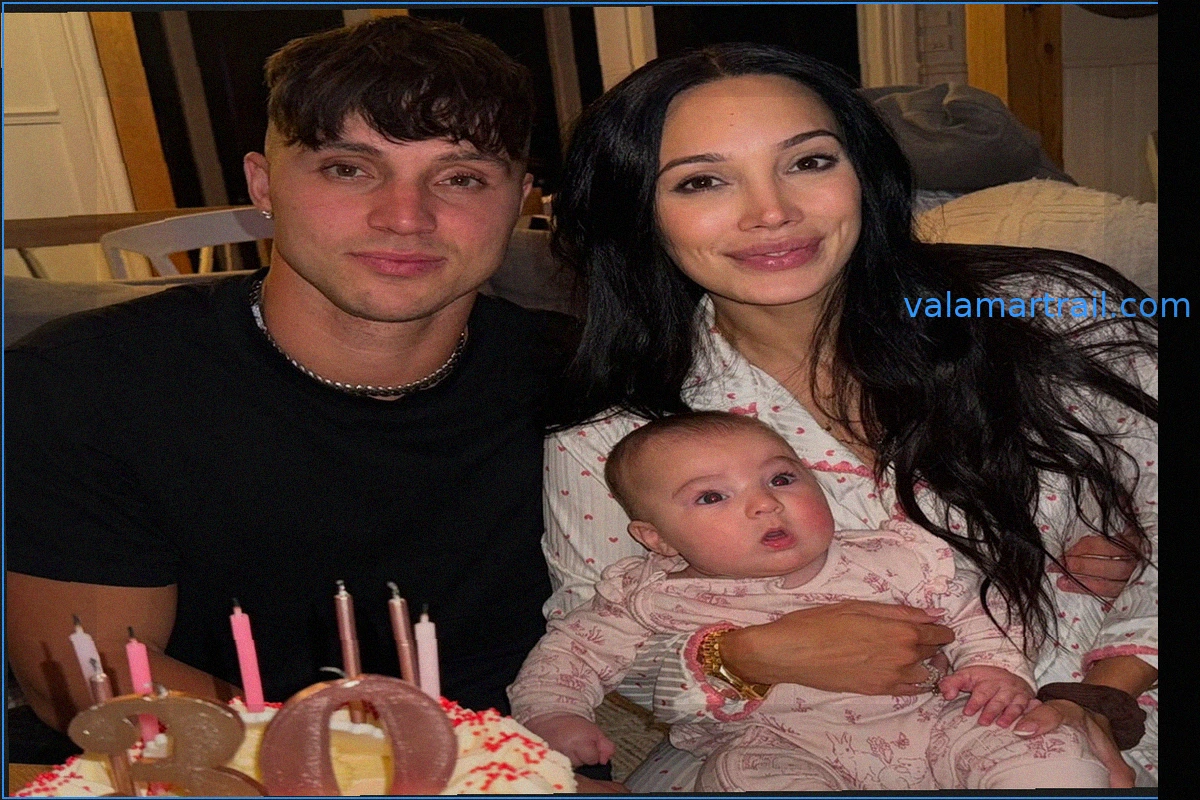 Scarlet Vas espera su segundo hijo con su hermanastro